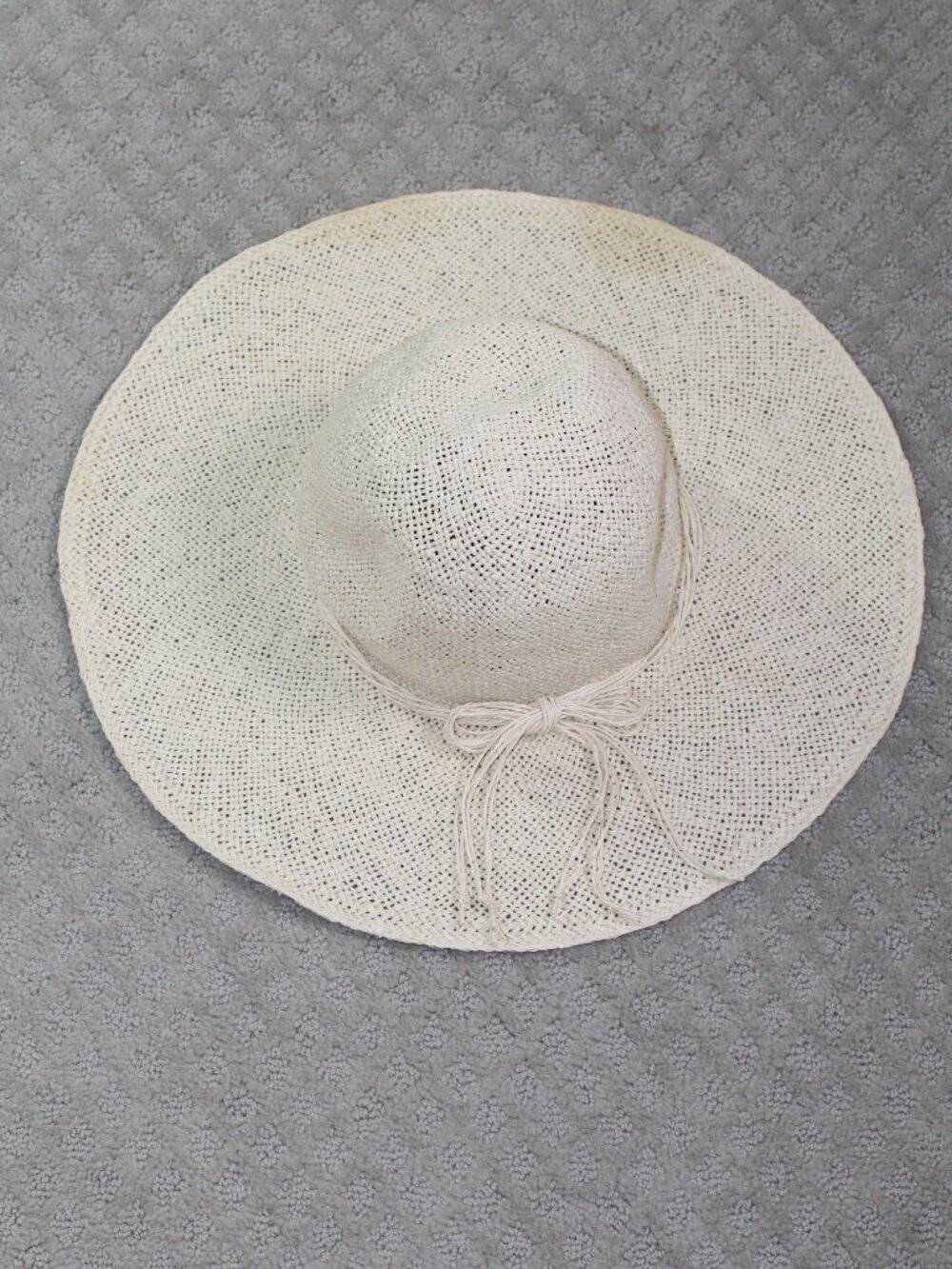 Large Chico's Beige Paper Floppy Sun Hat